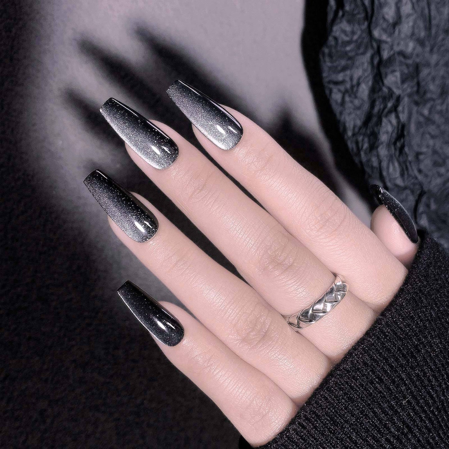 Extremely Black Spar Cat's Eye Flashing Dark Fairy Style Nail Polish